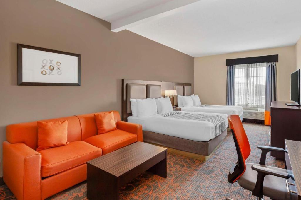 Best Western Plus Executive Inn Торонто Экстерьер фото