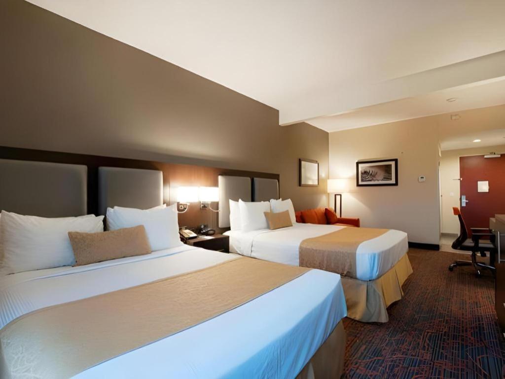 Best Western Plus Executive Inn Торонто Экстерьер фото