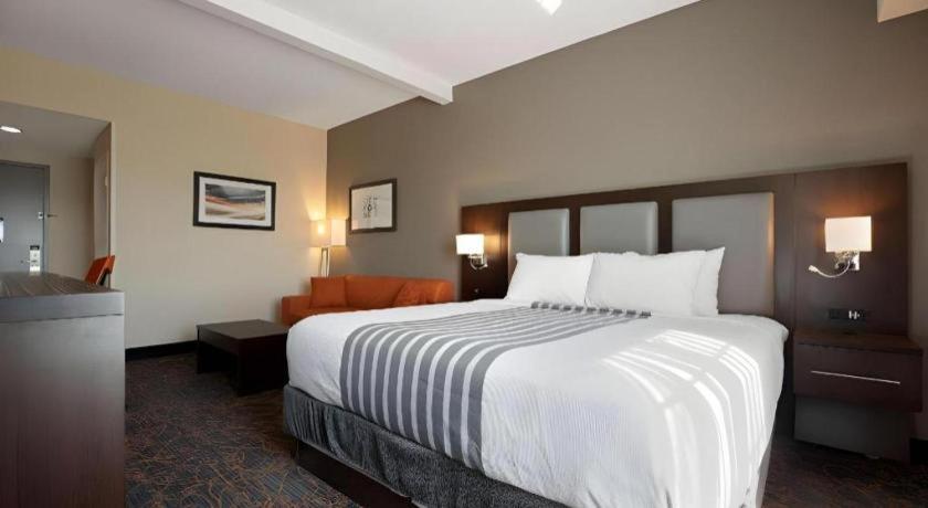 Best Western Plus Executive Inn Торонто Экстерьер фото
